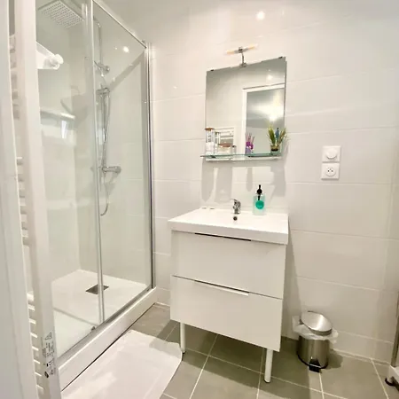 2 Bedroom Garden * Rouen